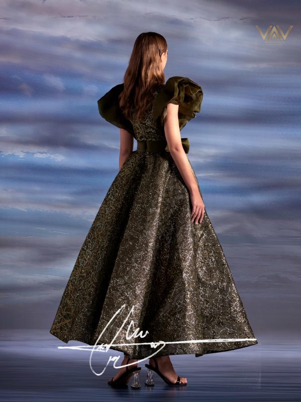 2023 LUXURY COLLECTION - Image 2