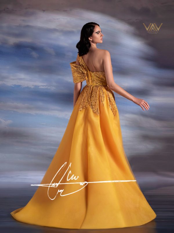2023 LUXURY COLLECTION - Image 2